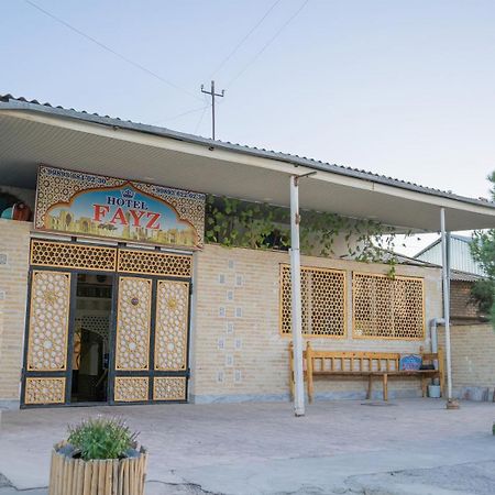 בוקורו Fayz Hostel מראה חיצוני תמונה