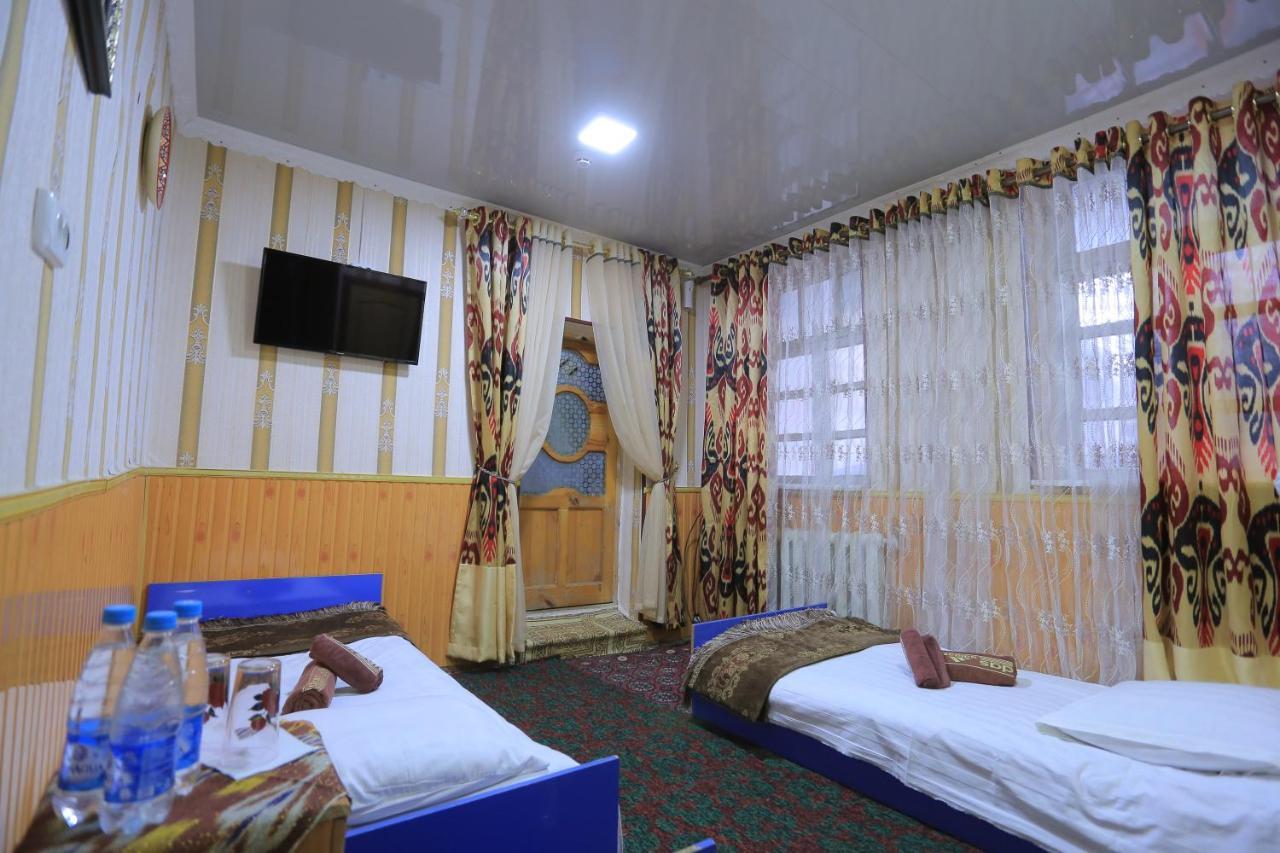 בוקורו Fayz Hostel מראה חיצוני תמונה