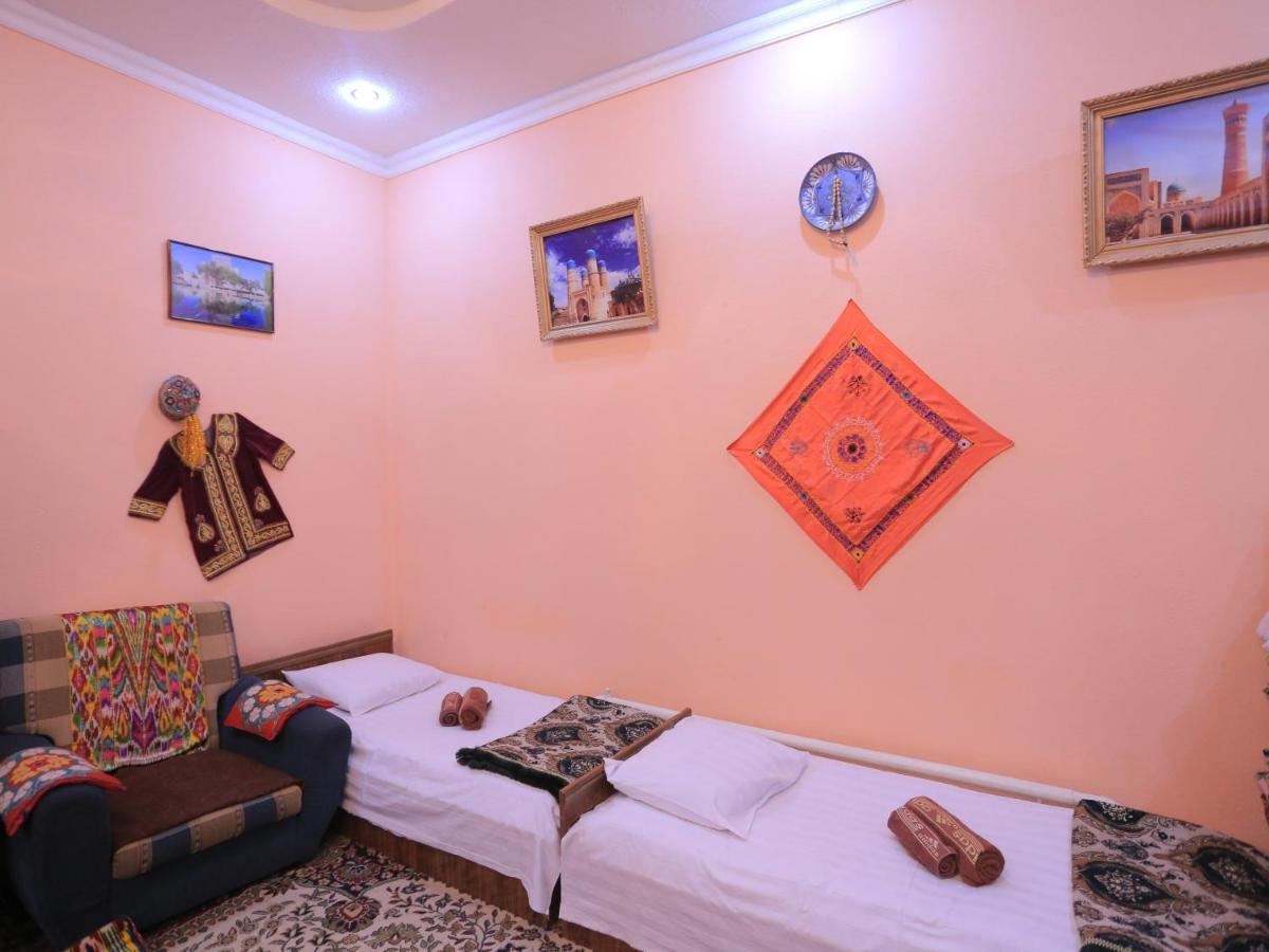 בוקורו Fayz Hostel מראה חיצוני תמונה