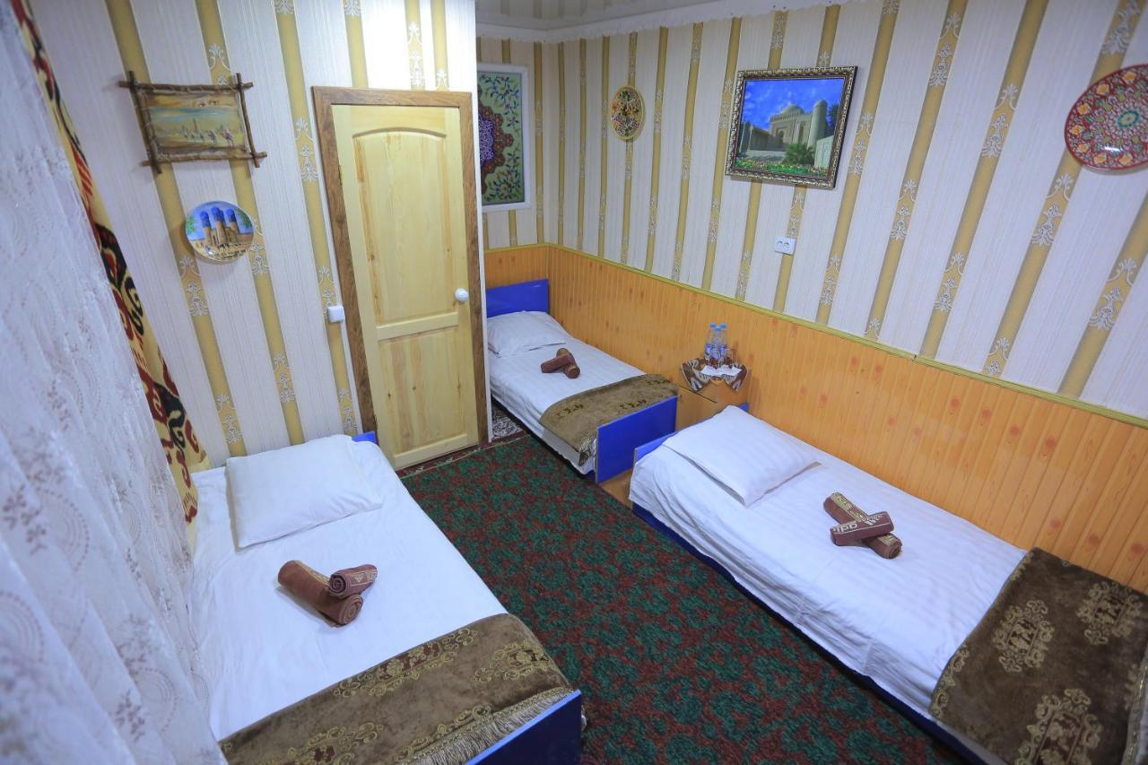 בוקורו Fayz Hostel מראה חיצוני תמונה