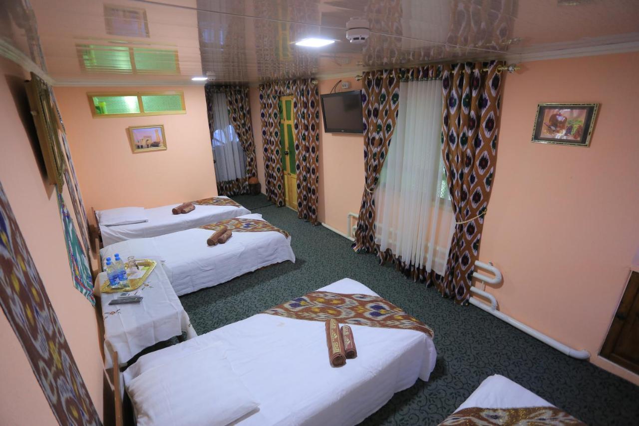 בוקורו Fayz Hostel מראה חיצוני תמונה